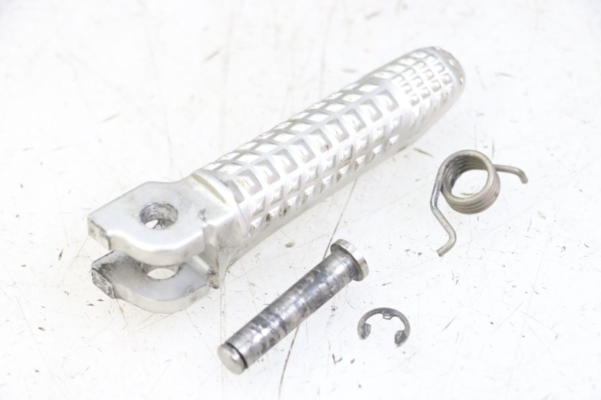 photo de VOETSTEUN VOOR RECHTS VOORAN BMW S RR ABS S1000RR 1000 (2015 - 2018) - Bevestigingspunten