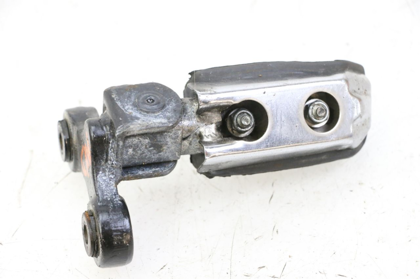 photo de VOETSTEUN VOOR RECHTS VOORAN YAMAHA FJ 36Y 1100 (1984 - 1985) - Detail van het onderdeel