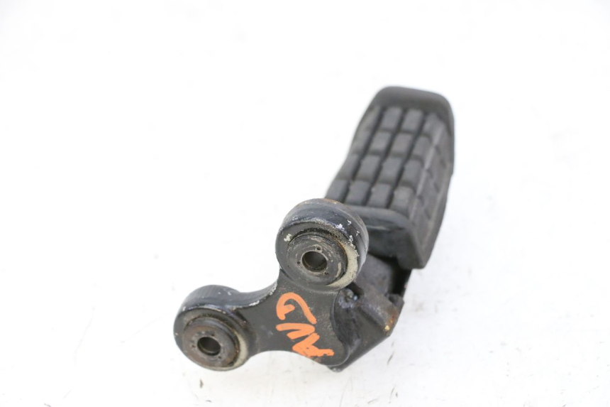 photo de VOETSTEUN VOOR RECHTS VOORAN YAMAHA FJ 36Y 1100 (1984 - 1985) - Andere kijkhoek