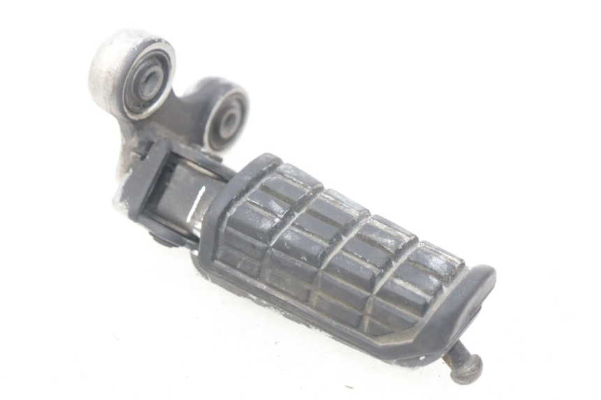 photo de VOETSTEUN VOOR RECHTS VOORAN YAMAHA FJ 3CX 1200 (1986 - 1996) - Technische close-up