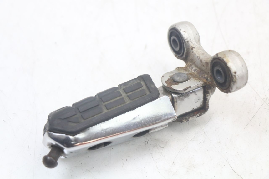 photo de VOETSTEUN VOOR RECHTS VOORAN YAMAHA FJ 3CX 1200 (1986 - 1996) - Overzicht