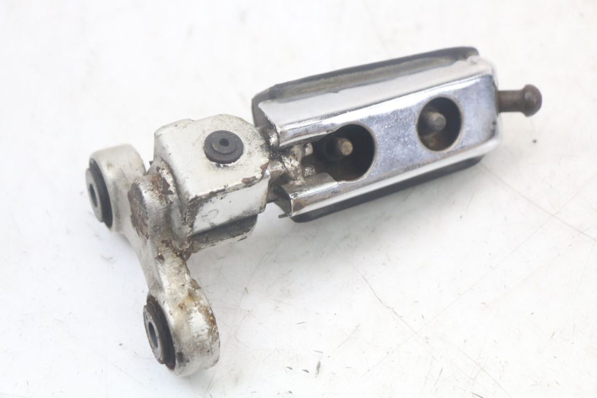 photo de VOETSTEUN VOOR RECHTS VOORAN YAMAHA FJ 3CX 1200 (1986 - 1996) - Staat van het oppervlak