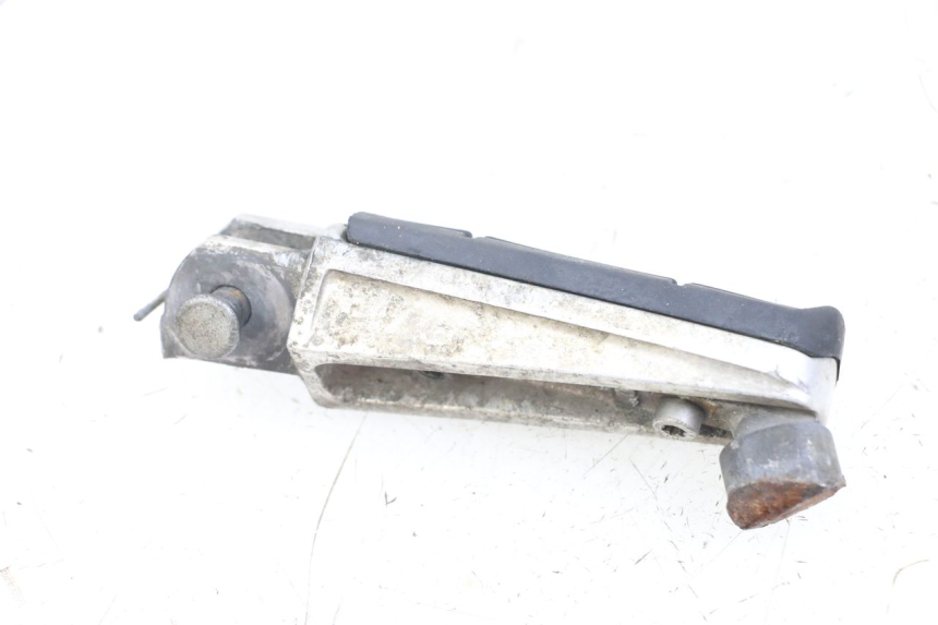 photo de VOETSTEUN VOOR RECHTS VOORAN YAMAHA FJR ABS 1300 (2006 - 2012) - Zoom op gebruiksstaat