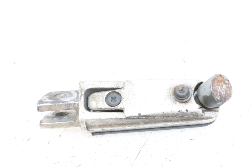 photo de VOETSTEUN VOOR RECHTS VOORAN YAMAHA FJR ABS 1300 (2006 - 2012) - Detail van het onderdeel