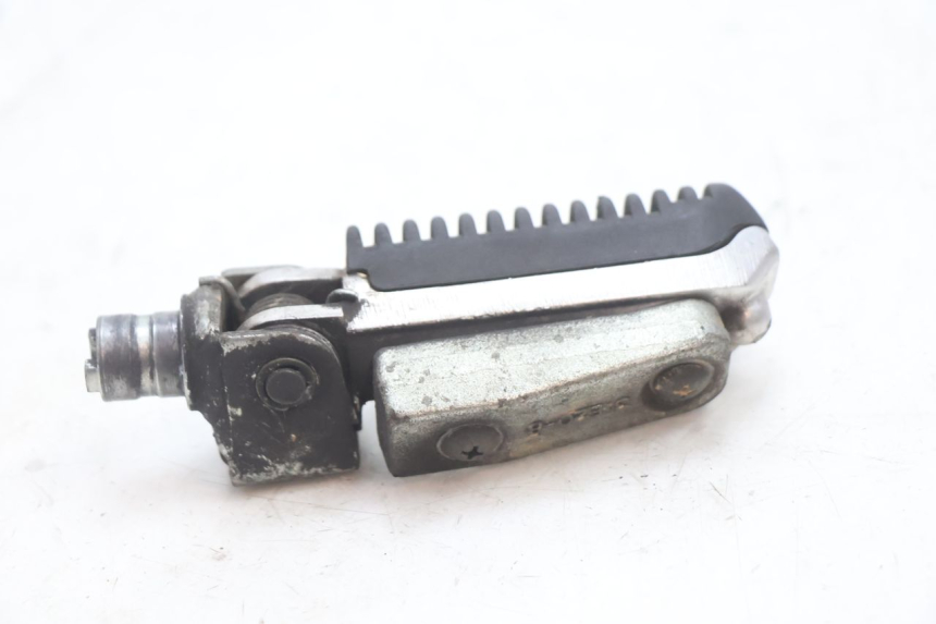 photo de VOETSTEUN VOOR RECHTS SUZUKI GSF N BANDIT 1200 (2001 - 2005) - Overzicht