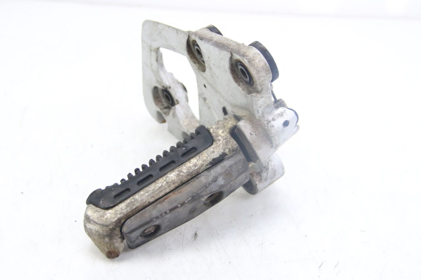 photo de VOETSTEUN VOOR RECHTS SUZUKI GSX-F GSX  F 1100 (1988 - 1994) - Detail van het onderdeel