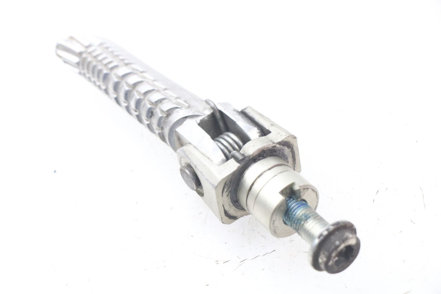 photo de VOETSTEUN VOOR RECHTS VOORAN SUZUKI GSX-R GSXR 750 (2011 - 2016) - Andere kijkhoek