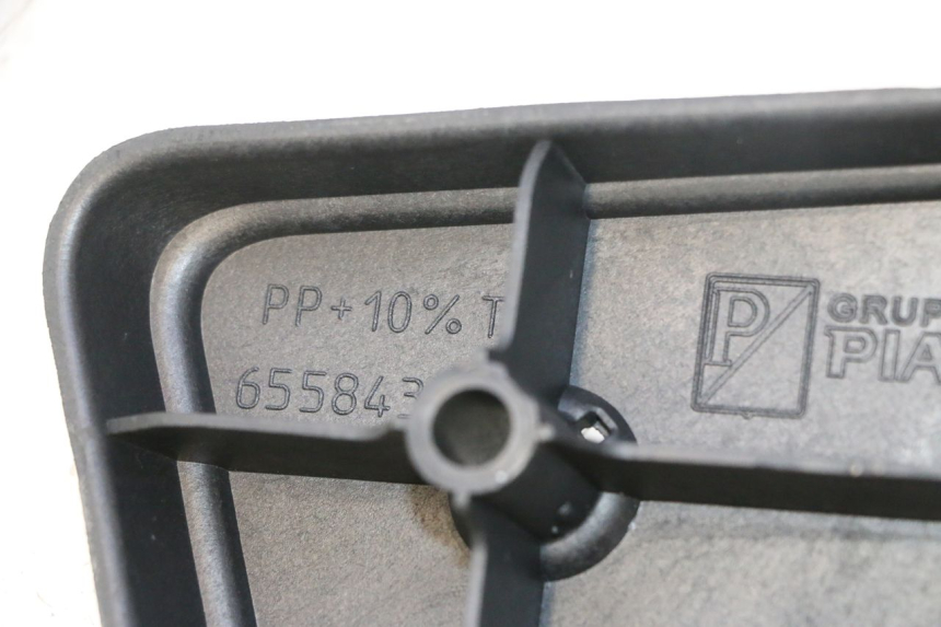 photo de VOETSTEUN VOOR RECHTS PIAGGIO MP3 500 (2011 - 2015) - Detail van het onderdeel