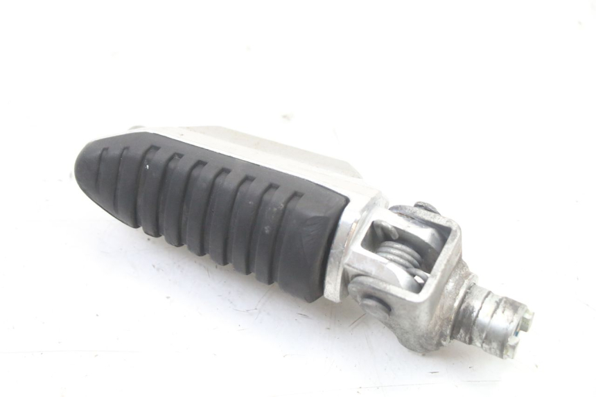 photo de VOETSTEUN VOOR RECHTS VOORAN SUZUKI GSX F GSXF 650 (2007 - 2015) - Andere kijkhoek