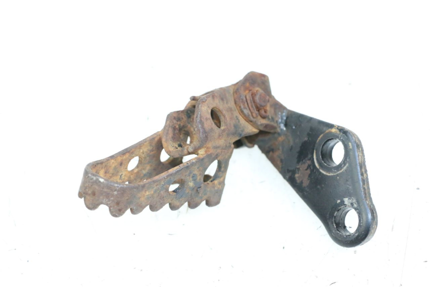 photo de VOETSTEUN VOOR RECHTS VOORAN SUZUKI TS X 80 (1984 - 1988) - Zoom op gebruiksstaat