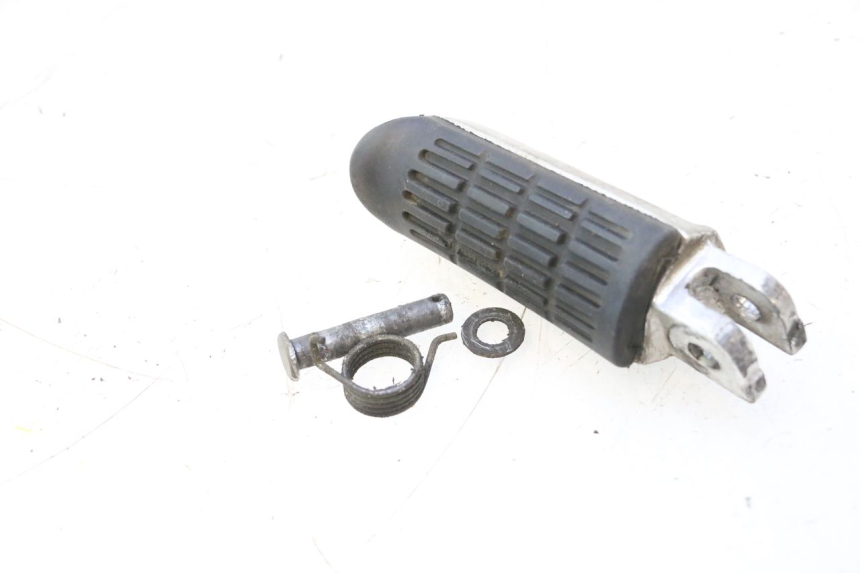 photo de VOETSTEUN VOOR RECHTS HONDA VFR FI RC46 800 (1998 - 2001) - Technische close-up