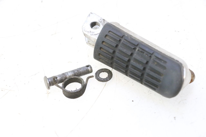 photo de VOETSTEUN VOOR RECHTS HONDA VFR FI RC46 800 (1998 - 2001) - Overzicht