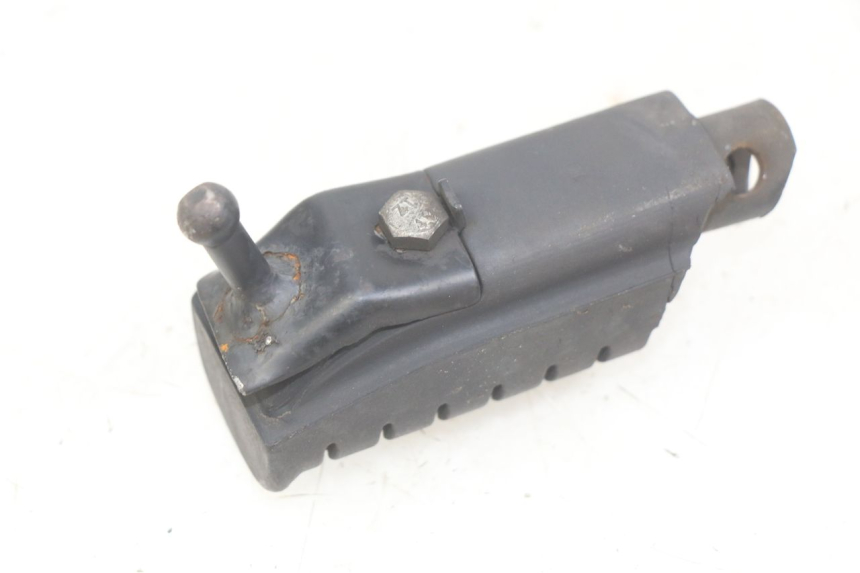 photo de VOETSTEUN VOOR RECHTS VOORAN DAELIM VJ ROADWIN FI 125 (2008 - 2017) - Detail van het onderdeel