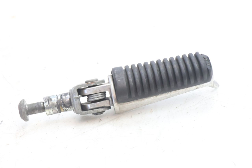 photo de VOETSTEUN VOOR RECHTS YAMAHA XJR 1300 (1998 - 2002) - Detail van het onderdeel
