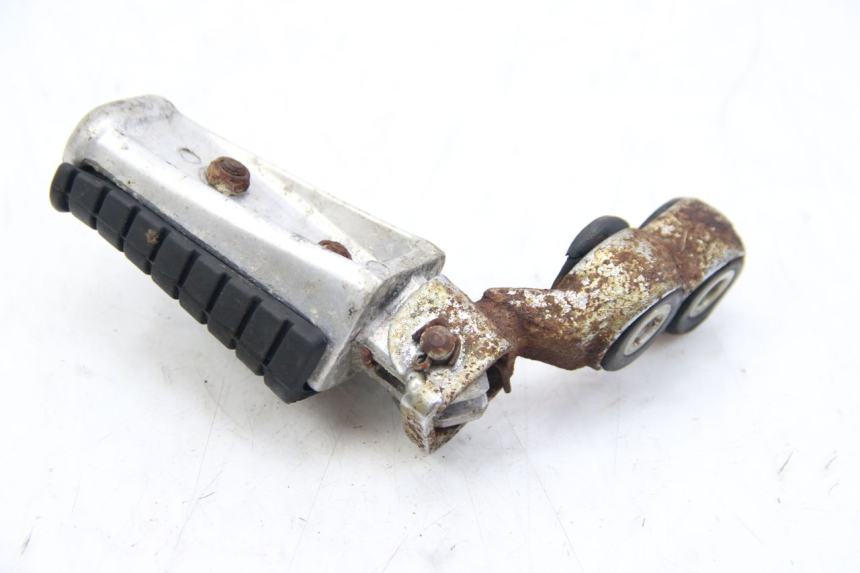 photo de VOETSTEUN VOOR RECHTS VOORAN YAMAHA XV VIRAGO 750 (1984 - 1998) - Zoom op gebruiksstaat