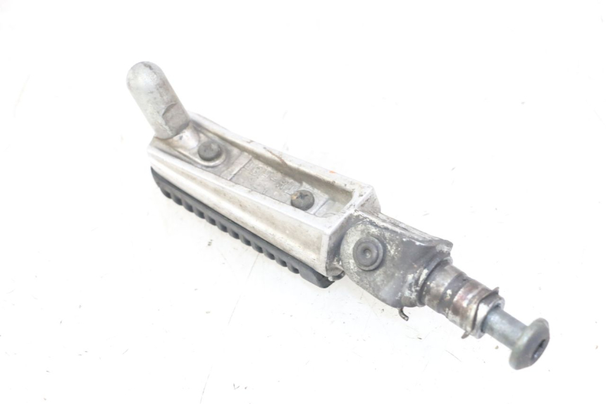 photo de VOETSTEUN VOOR RECHTS VOORAN YAMAHA FZS FAZER 600 (2001 - 2003) - Overzicht