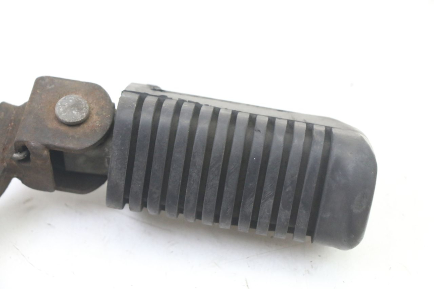 photo de VOETSTEUN VOOR RECHTS VOORAN YAMAHA SR 125 (1982 - 2003) - Andere kijkhoek