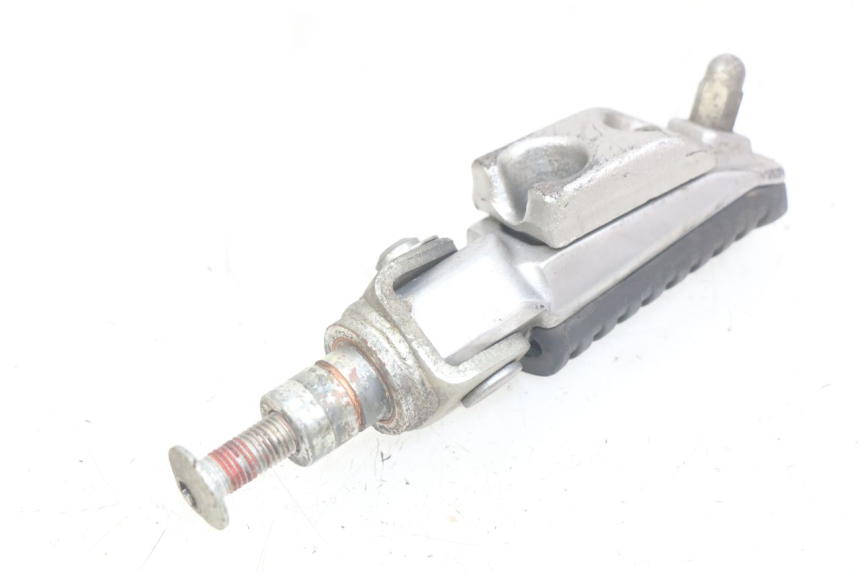 photo de VOETSTEUN VOOR RECHTS VOORAN KAWASAKI Z 750 (2007 - 2013) - Detail van het onderdeel