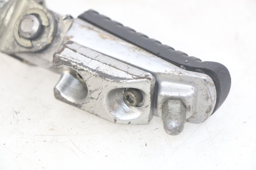 photo de VOETSTEUN VOOR RECHTS VOORAN KAWASAKI Z 750 (2007 - 2013) - Andere kijkhoek