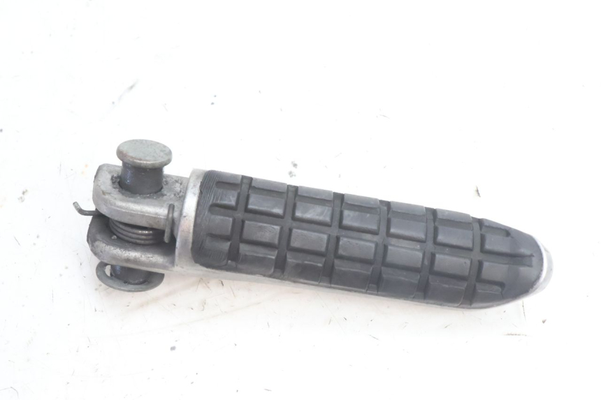 photo de VOETSTEUN VOOR RECHTS KAWASAKI ZZR 600 (1995 - 2004) - Detail van het onderdeel