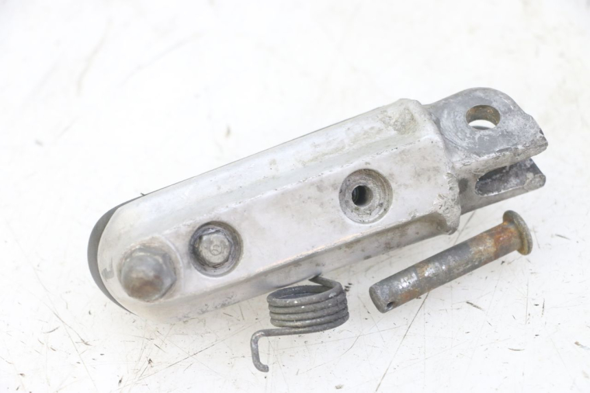 photo de VOETSTEUN VOOR LINKS HONDA CBF 500 (2004 - 2007) - Technische close-up