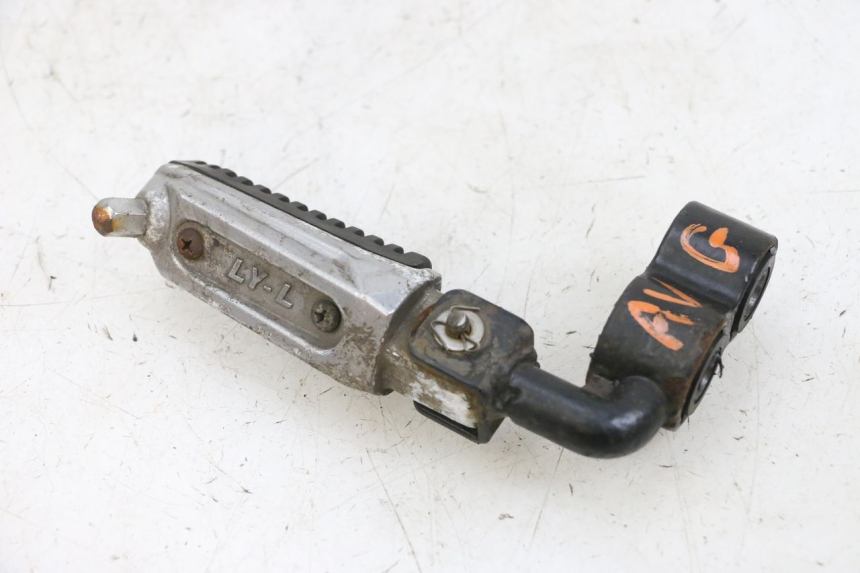 photo de VOETSTEUN VOOR LINKS KSR CODE 125 (2018 - 2020) - Zoom op gebruiksstaat