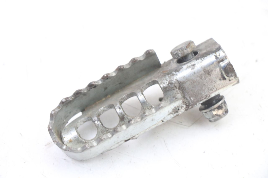 photo de VOETSTEUN VOOR LINKS VOORAN DERBI SENDA R X-TREME 50 (2006 - 2010) - Hoofdaanzicht