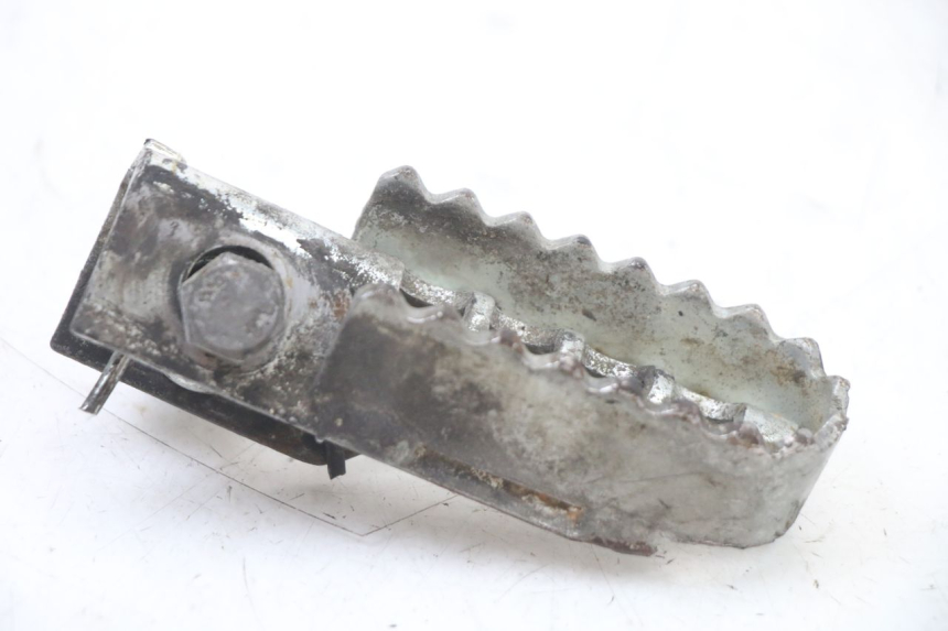 photo de VOETSTEUN VOOR LINKS VOORAN DERBI SENDA R X-TREME 50 (2006 - 2010) - Zoom op gebruiksstaat