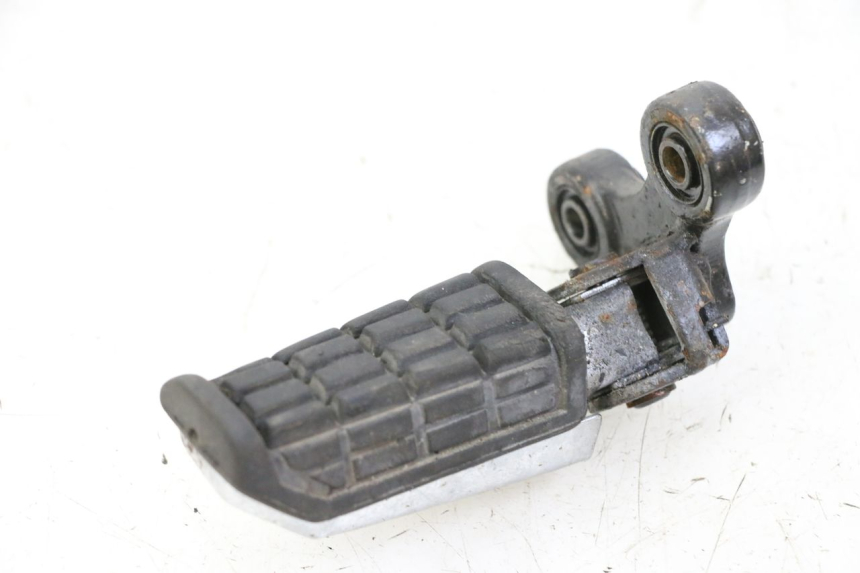 photo de VOETSTEUN VOOR LINKS VOORAN YAMAHA FJ 36Y 1100 (1984 - 1985) - Hoofdaanzicht