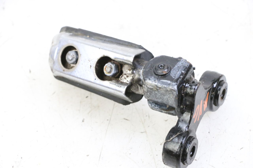 photo de VOETSTEUN VOOR LINKS VOORAN YAMAHA FJ 36Y 1100 (1984 - 1985) - Detail van het onderdeel