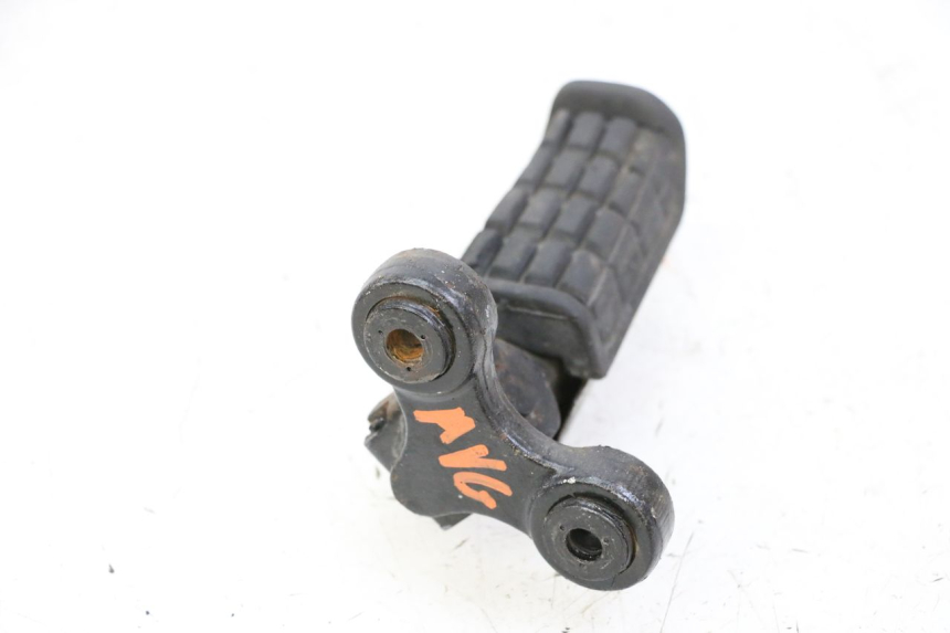 photo de VOETSTEUN VOOR LINKS VOORAN YAMAHA FJ 36Y 1100 (1984 - 1985) - Overzicht