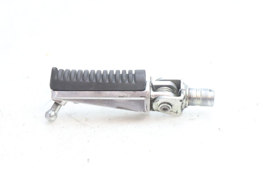photo de LINKER VOETSTEUN VOOR YAMAHA FZ8 800 (2010 - 2016) - Detail van het onderdeel