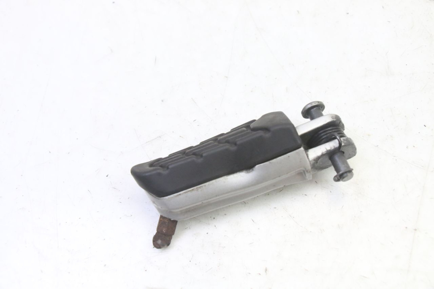 photo de VOETSTEUN VOOR LINKS BMW G310 R 310 (2016 - 2020) - Hoofdaanzicht