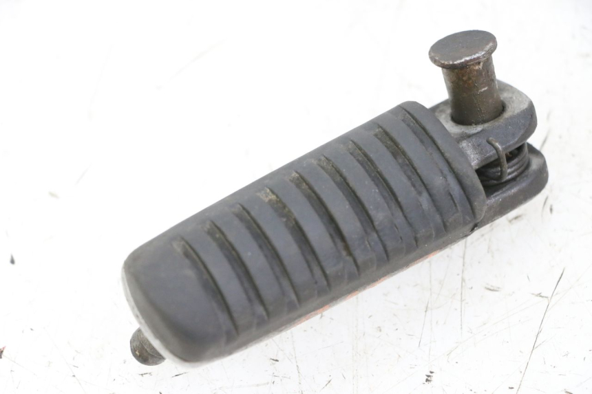 photo de VOETSTEUN VOOR LINKS KAWASAKI ZR7 ZR-7 S 750 (1999 - 2004) - Technische close-up