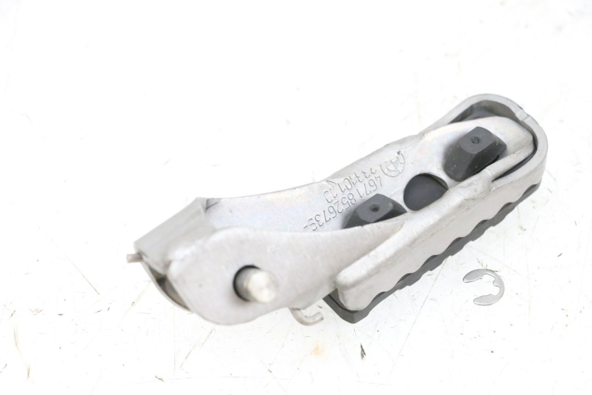 photo de VOETSTEUN VOOR LINKS BMW R GS 1250 (2021 - 2024) - Technische close-up