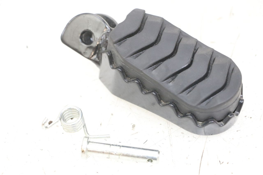 photo de VOETSTEUN VOOR LINKS ROYAL ENFIELD SCRAM 411 (2022 - 2024) - Hoofdaanzicht