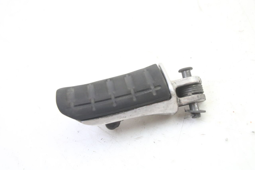 photo de VOETSTEUN VOOR LINKS HONDA ST PAN EUROPEAN 1300 (2002 - 2013) - Hoofdaanzicht
