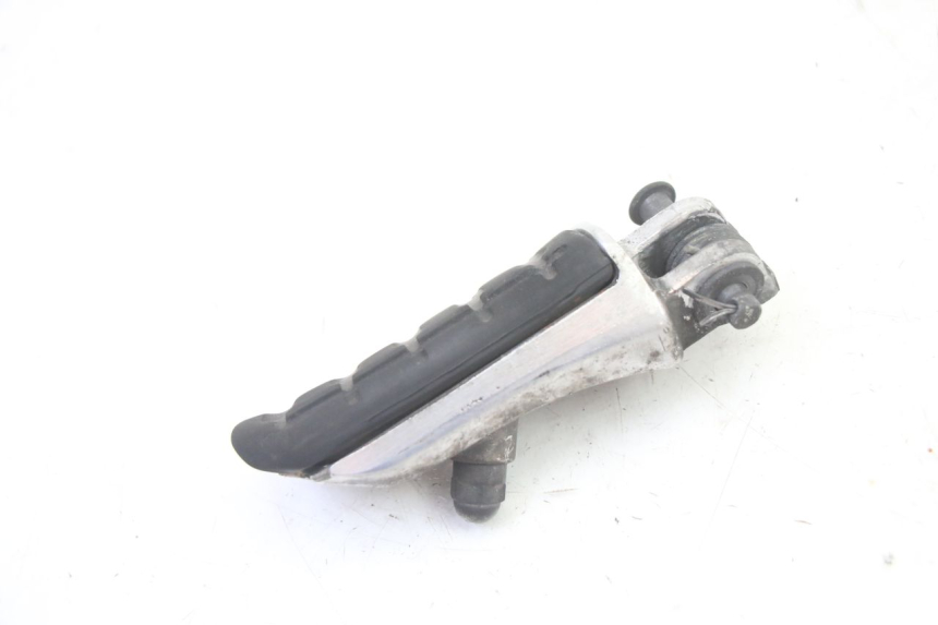 photo de VOETSTEUN VOOR LINKS HONDA ST PAN EUROPEAN 1300 (2002 - 2013) - Detail van het onderdeel