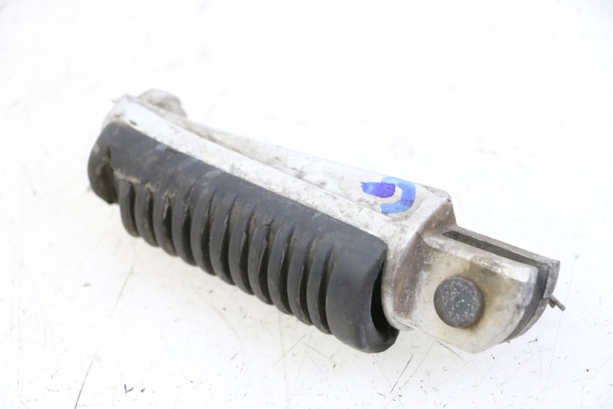 photo de VOETSTEUN VOOR LINKS VOORAN YAMAHA XJN DIVERSION 600 (2000 - 2003) - Zoom op gebruiksstaat