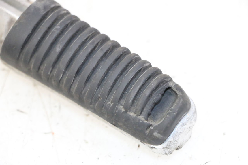 photo de VOETSTEUN VOOR LINKS VOORAN YAMAHA XJN DIVERSION 600 (2000 - 2003) - Bevestigingspunten