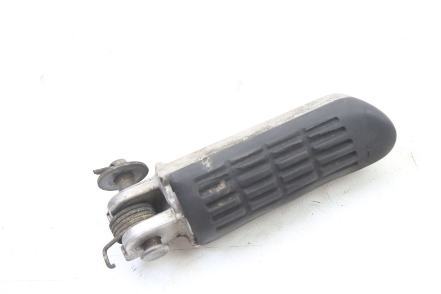 photo de VOETSTEUN VOOR LINKS HONDA XLV VARADERO 125 (2000 - 2006) - Zoom op gebruiksstaat