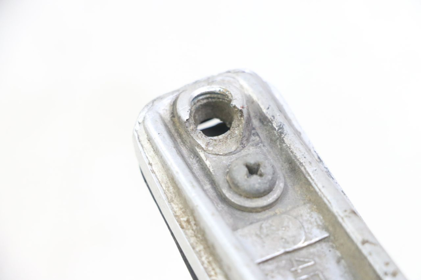 photo de VOETSTEUN VOOR LINKS VOORAN YAMAHA FZS FAZER 600 (2001 - 2003) - Zoom op gebruiksstaat