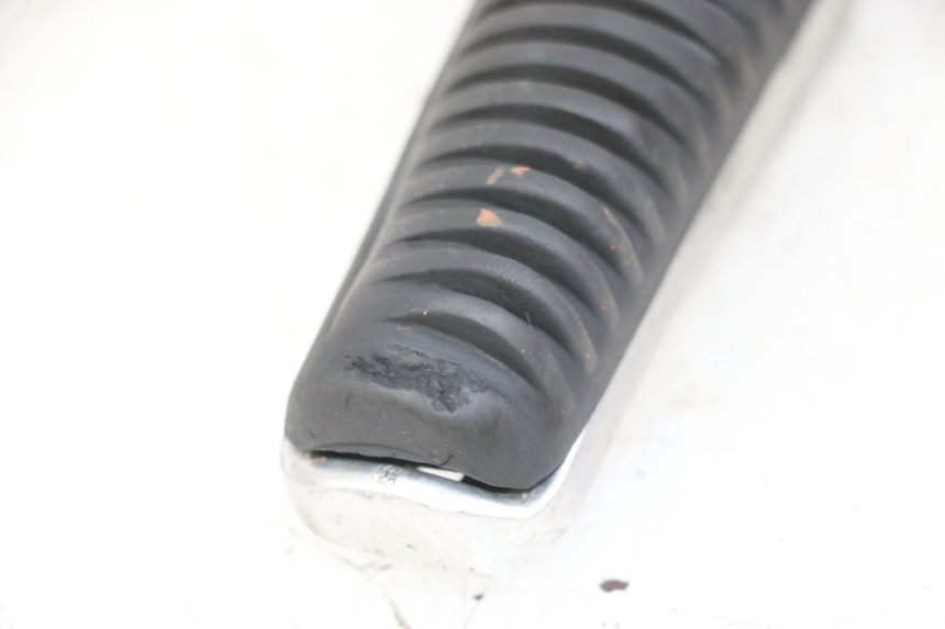 photo de VOETSTEUN VOOR LINKS VOORAN YAMAHA FZS FAZER 600 (2001 - 2003) - Bevestigingspunten