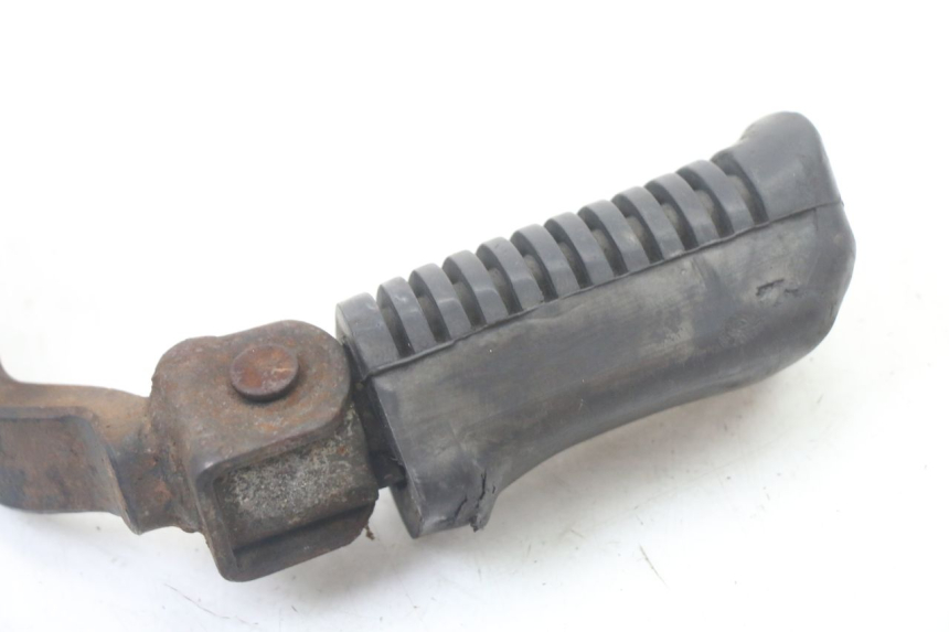 photo de VOETSTEUN VOOR LINKS VOORAN YAMAHA SR 125 (1982 - 2003) - Bevestigingspunten