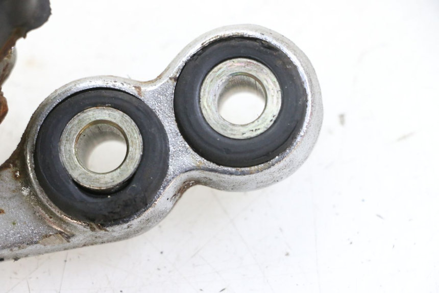 photo de VOETSTEUN VOOR LINKS VOORAN YAMAHA XV VIRAGO 535 (1988 - 2004) - Detail van het onderdeel