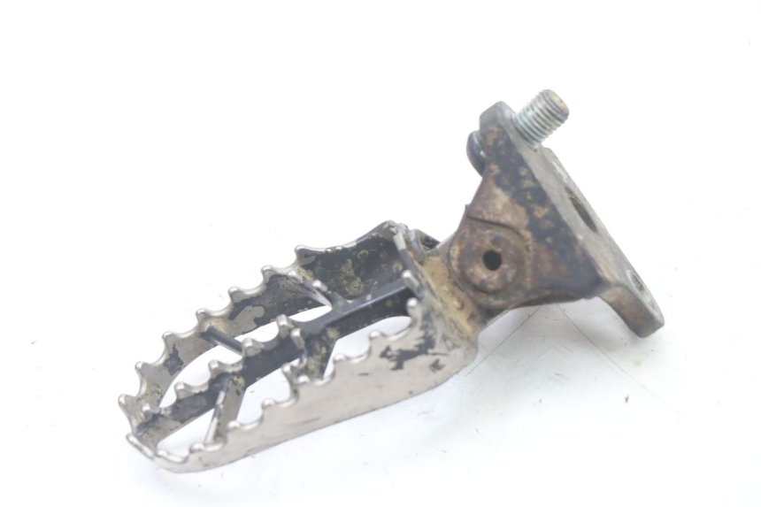 photo de VOETSTEUN VOOR LINKS YAMAHA YZ-F YZF 250 (2007 - 2013) - Detail van het onderdeel