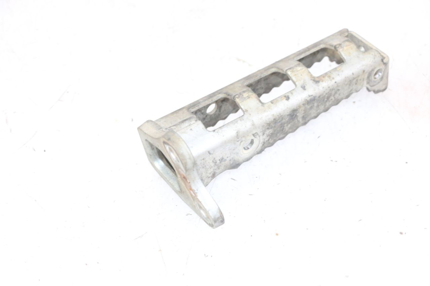 photo de VOETSTEUN VOOR LINKS YAMAHA YFM R RAPTOR 250 (2008 - 2014) - Detail van het onderdeel