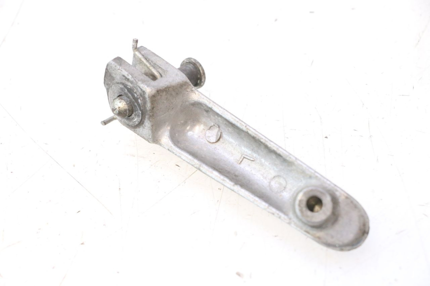 photo de LINKER VOETSTEUN VOOR YAMAHA YZF R6 600 (2008 - 2009) - Technische close-up