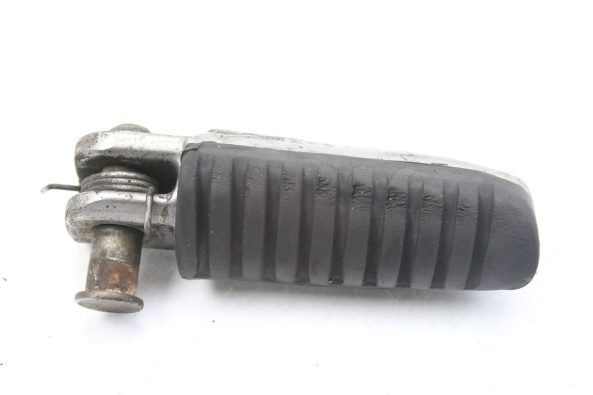 photo de VOETSTEUN VOOR LINKS KAWASAKI ZR7 ZR-7 S 750 (1999 - 2004) - Detail van het onderdeel