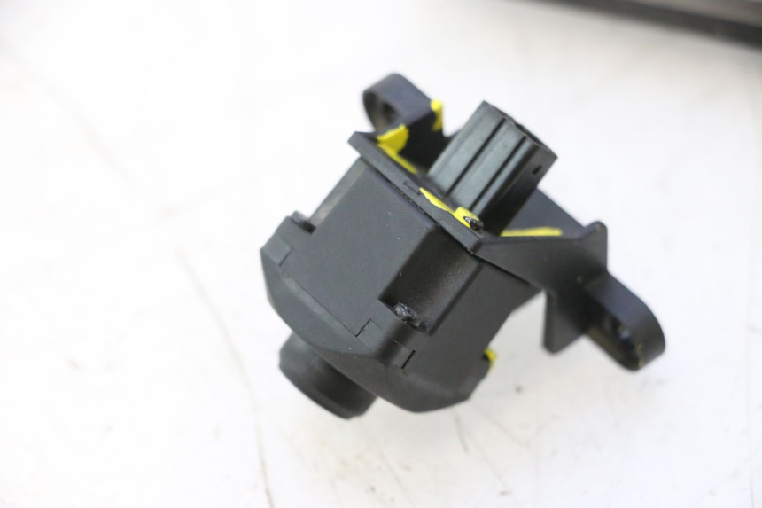photo de ACHTERUITRIJCAMERA PIAGGIO MP3 HPE 530 (2022 - 2026) - Gecontroleerd onderdeel